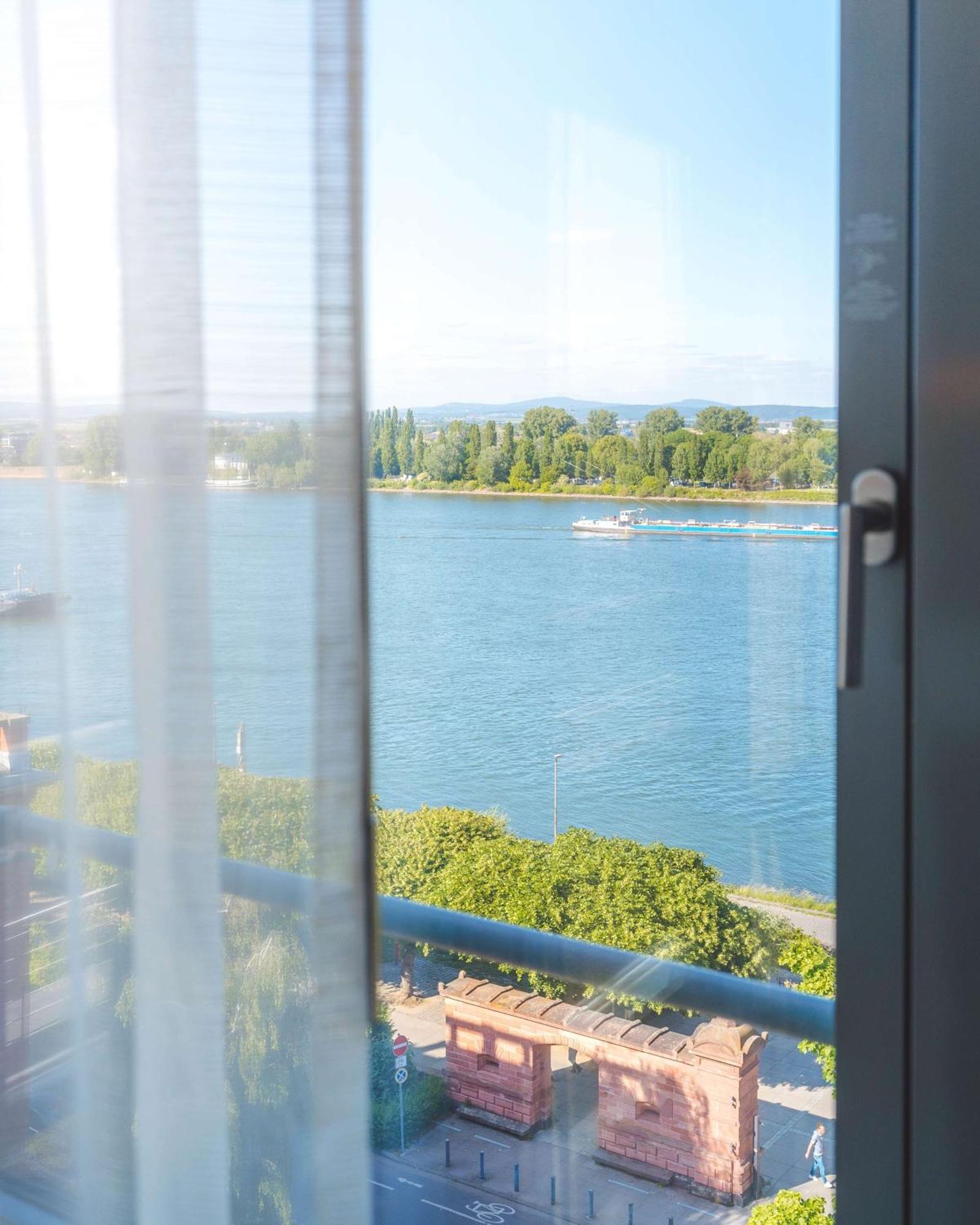 Hyatt Regency Mainz Hotel Exterior photo