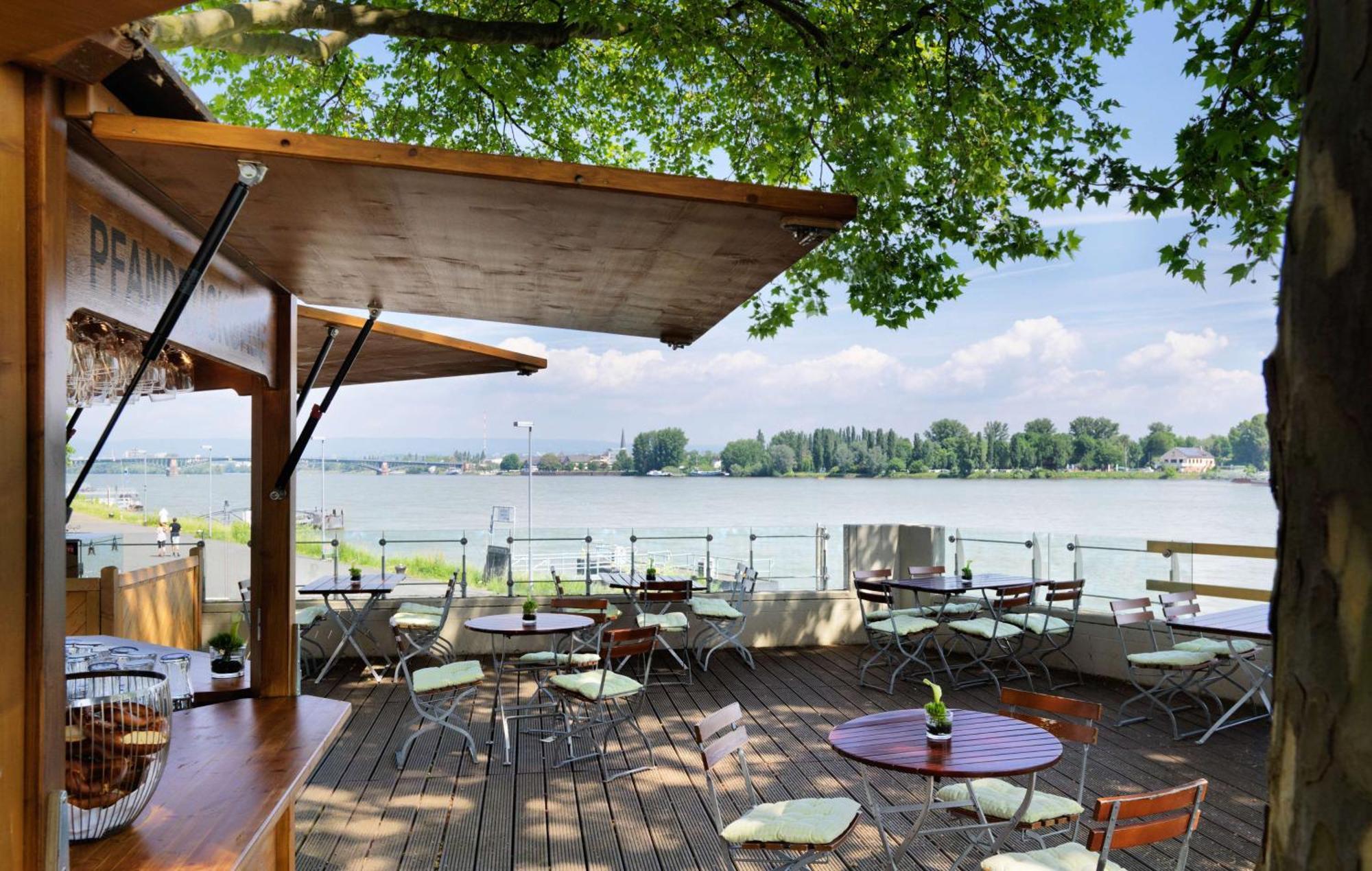 Hyatt Regency Mainz Hotel Exterior photo