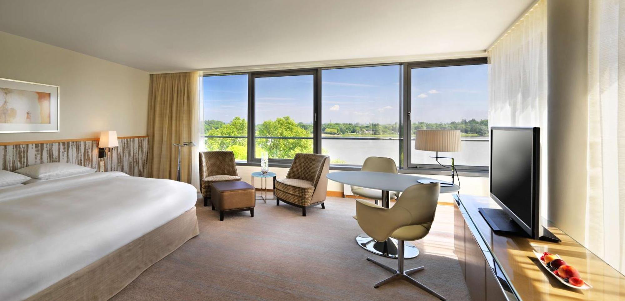 Hyatt Regency Mainz Hotel Exterior photo